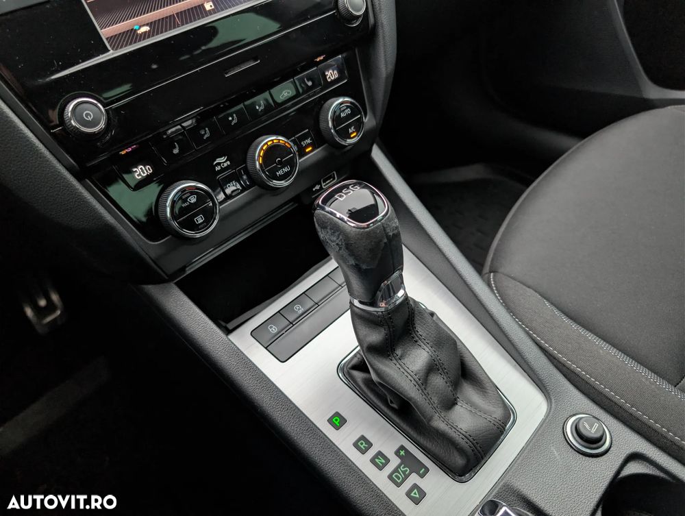 Skoda Octavia 1.5 TSI DSG Style - 19