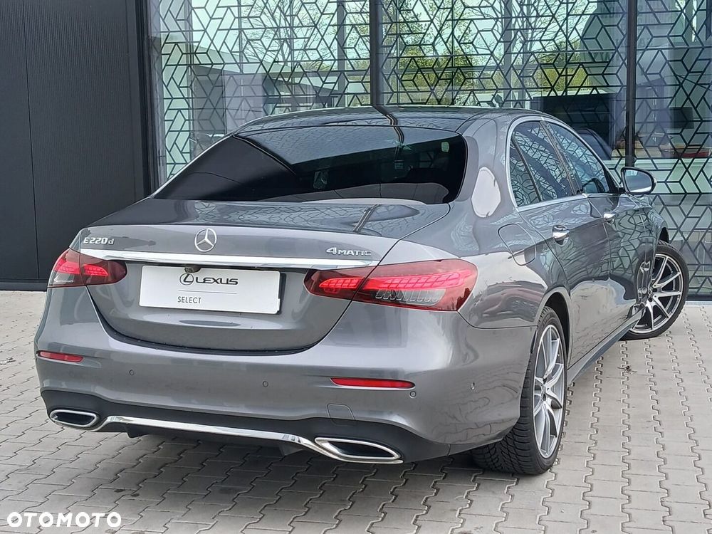 Mercedes-Benz Klasa E - 13