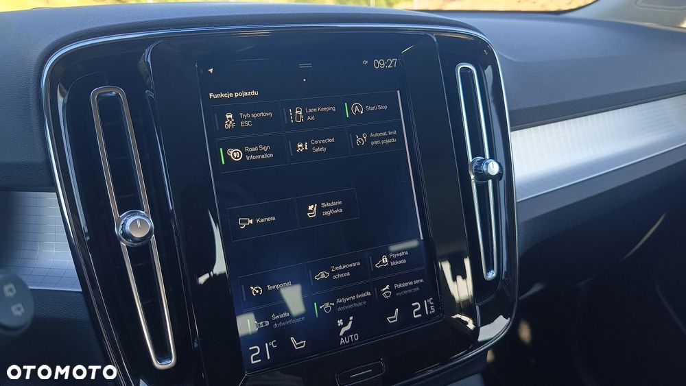 Volvo XC 40 D3 SCR Momentum - 16