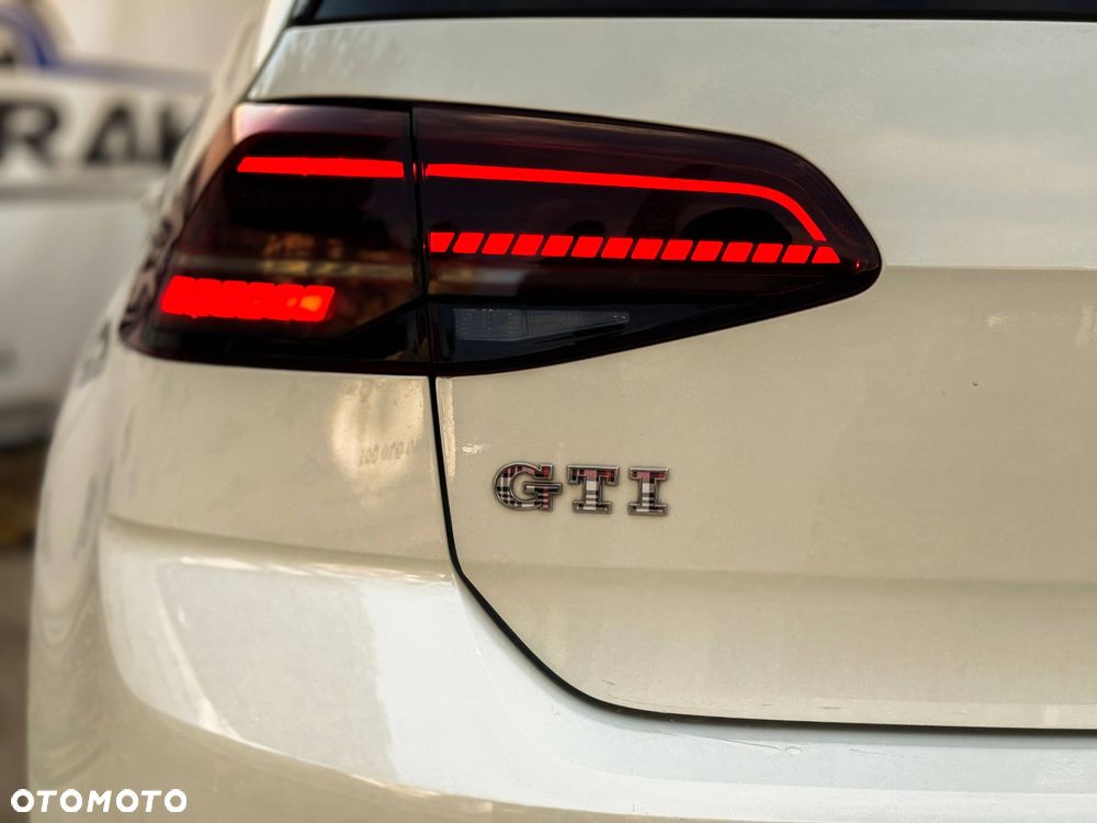 Volkswagen Golf 2.0 TSI GTI DSG - 9