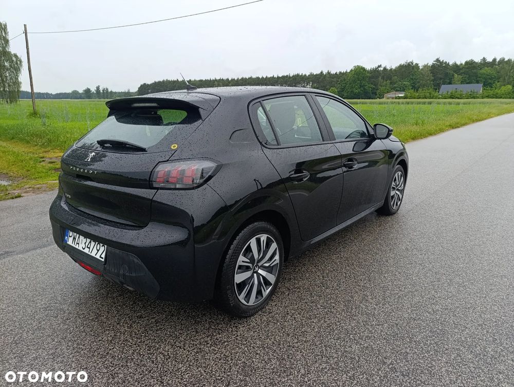 Peugeot 208 - 6