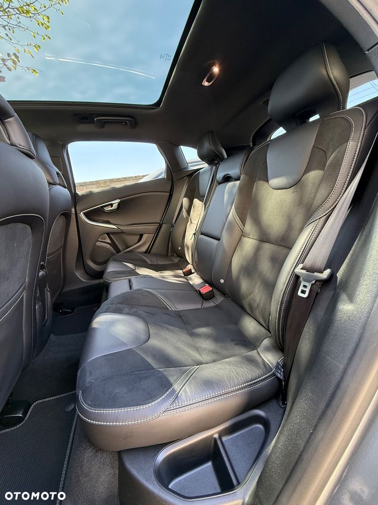 Volvo V40 T3 Geartronic RDesign - 10