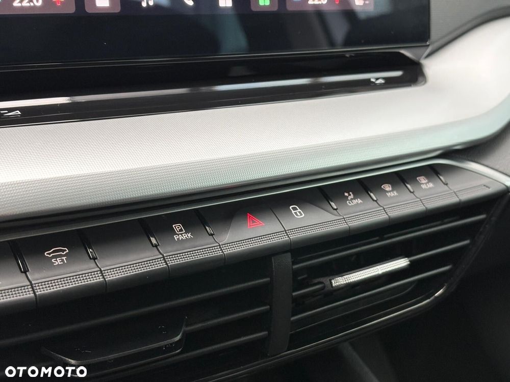 Skoda Octavia 1.5 TSI Drive Selection - 27