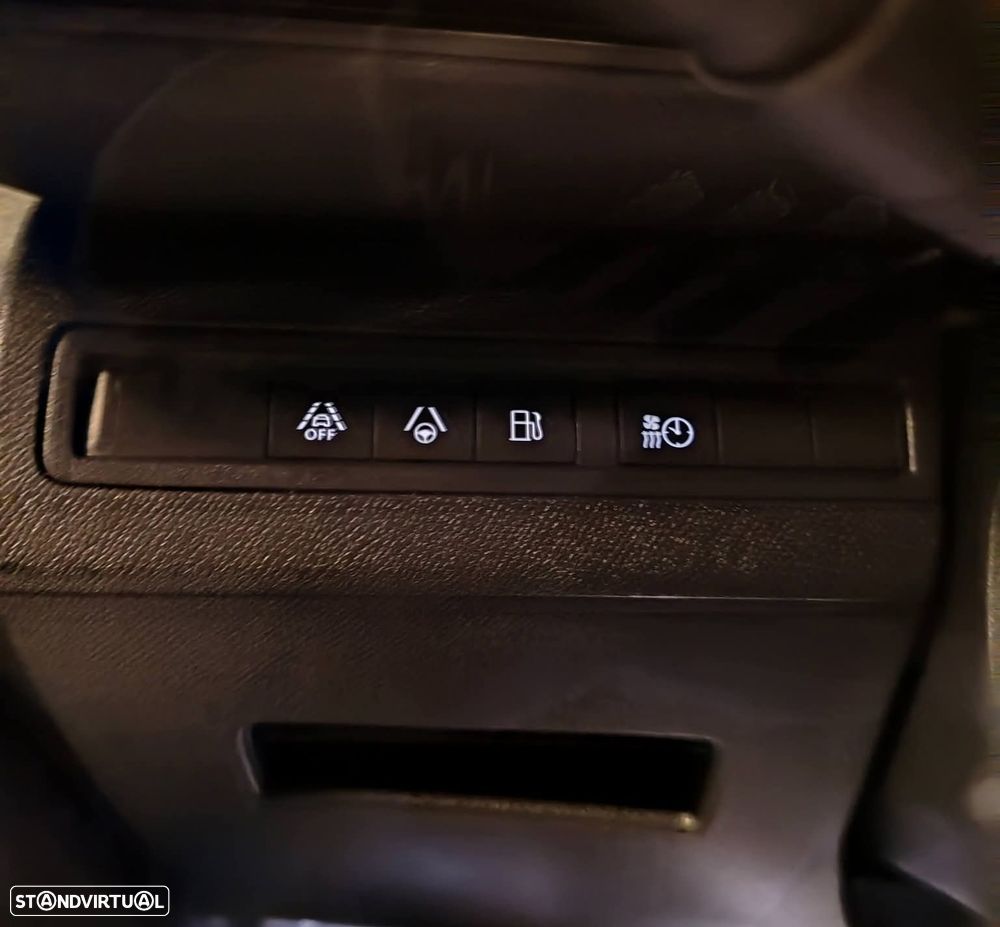 Peugeot 3008 1.6 Hybrid GT e-EAT8 - 20