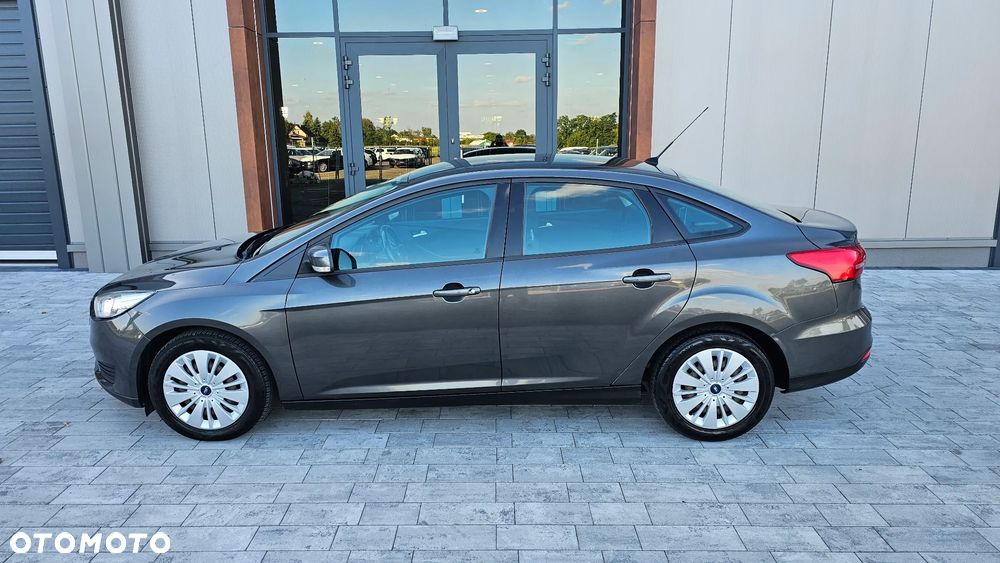 Ford Focus 1.6 Trend - 5