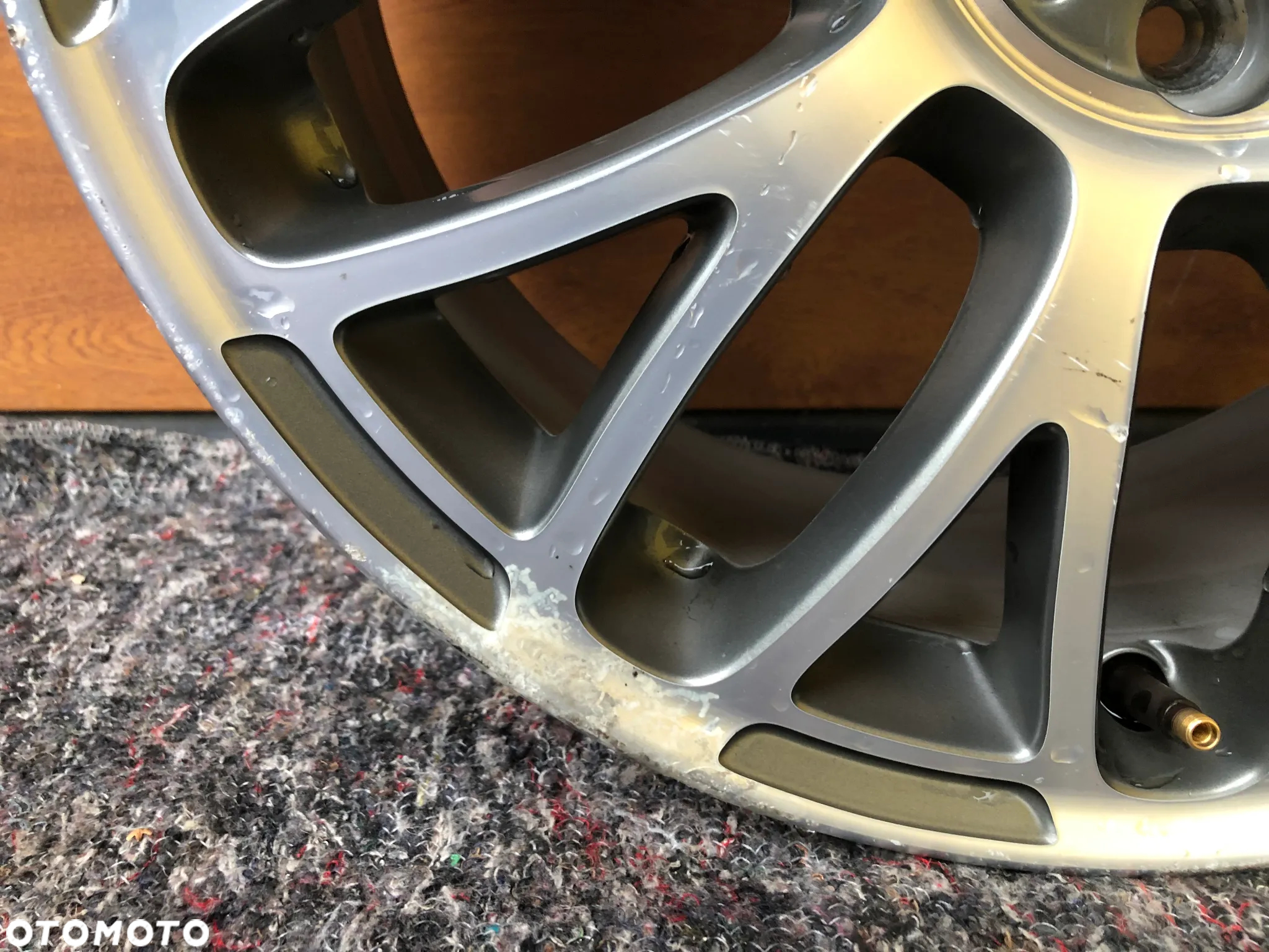 Felga Aluminiowa FIAT 500 ABARTH TURISMO 7J 17" ET38 4x98 518292090 - 4