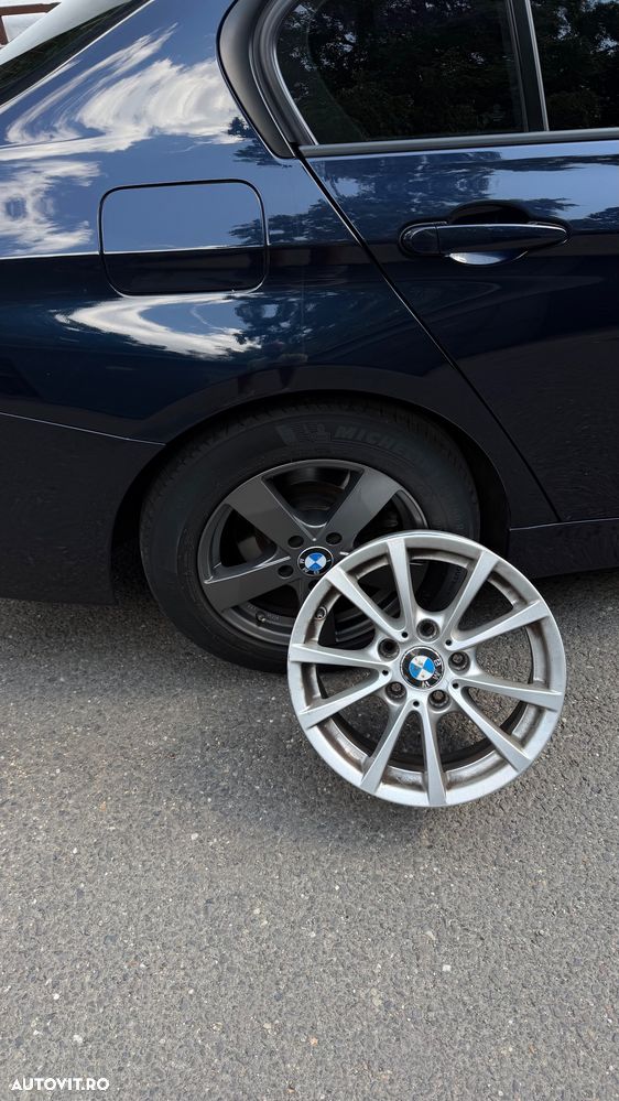 BMW Seria 3 320d - 13