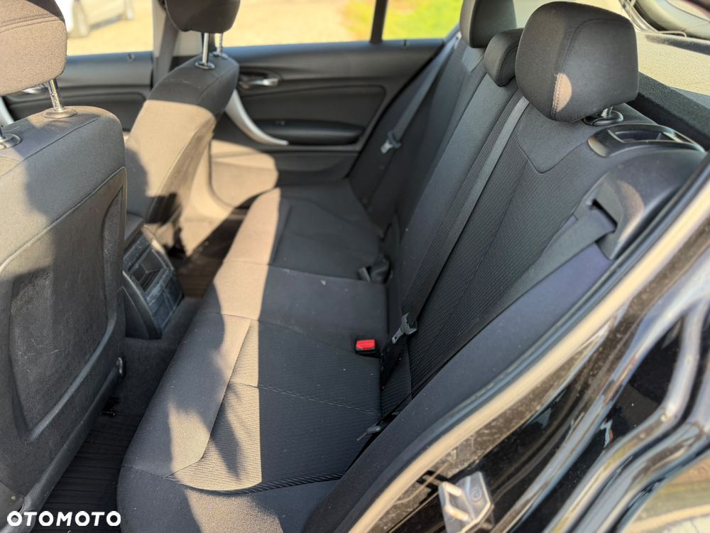 BMW Seria 1 116i - 7