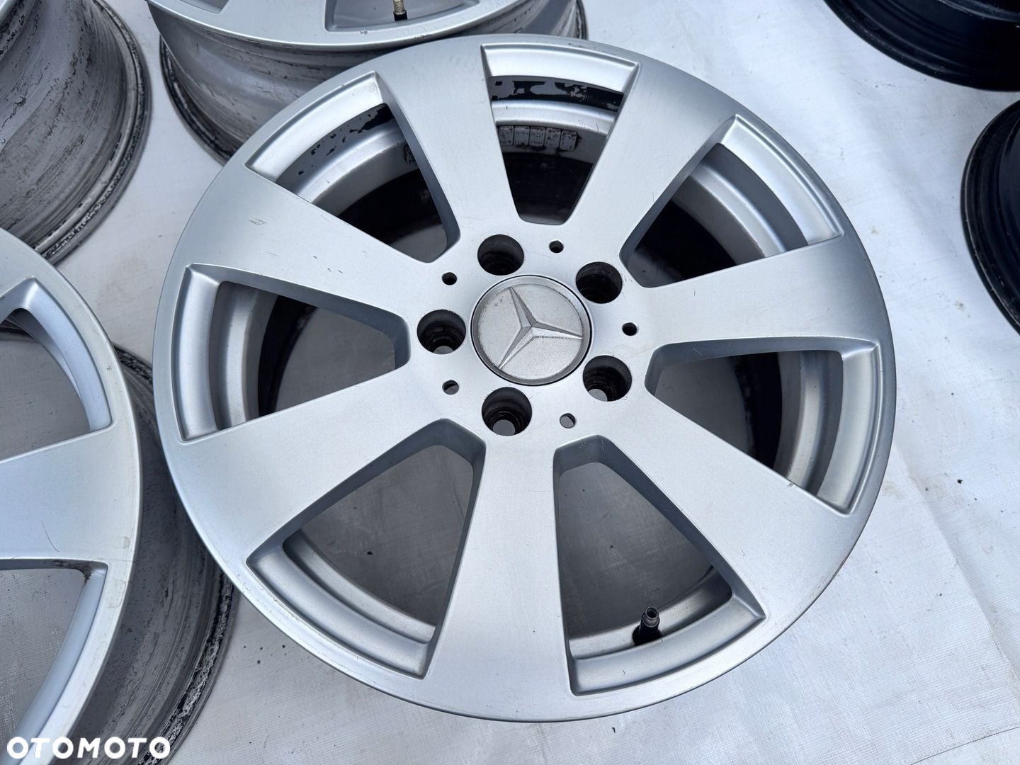 Felgi Mercedes 16" 7J ET43 724 - 6