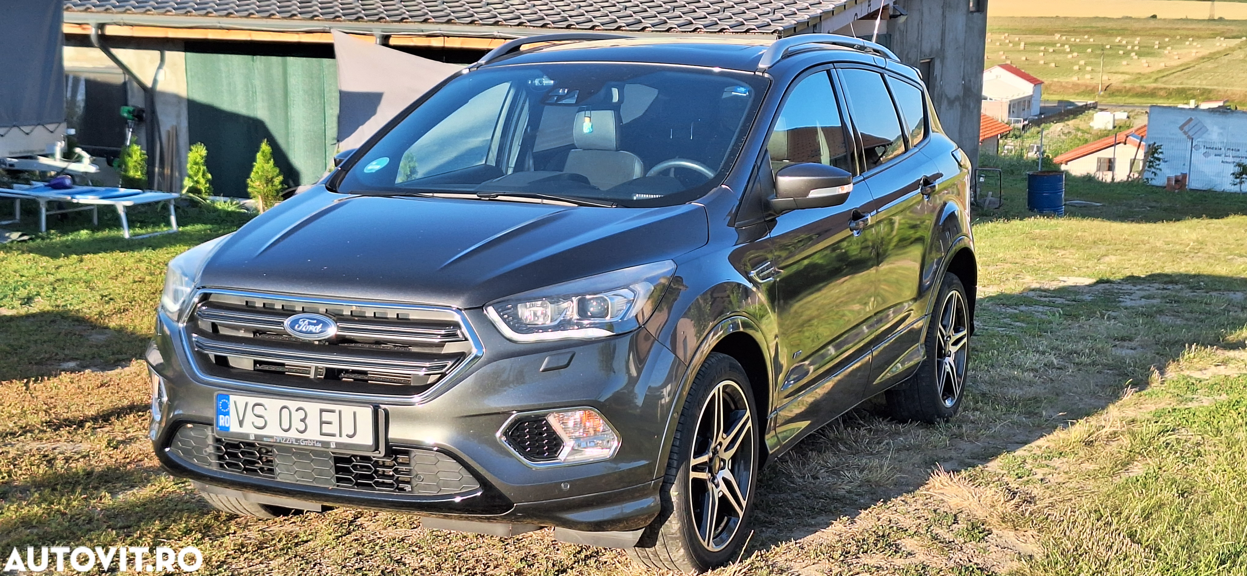 Ford Kuga 1.5 EcoBoost 4WD Aut. Titanium - 2