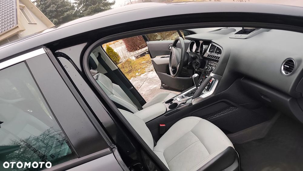 Peugeot 3008 HDi FAP 165 Automatik Allure - 31