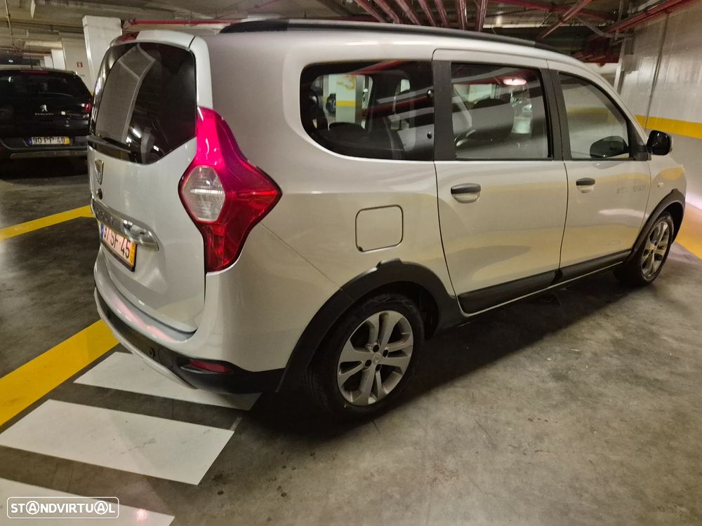 Dacia Lodgy 1.5 dCi Stepway 7L - 10