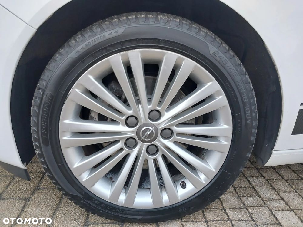 Opel Insignia - 32