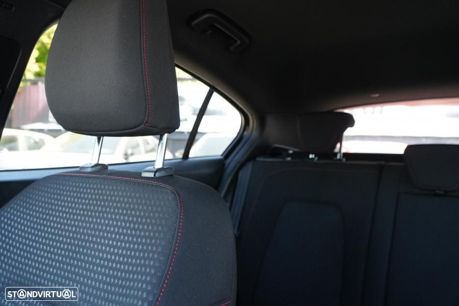 Ford Focus 1.0 EcoBoost ST-Line - 12