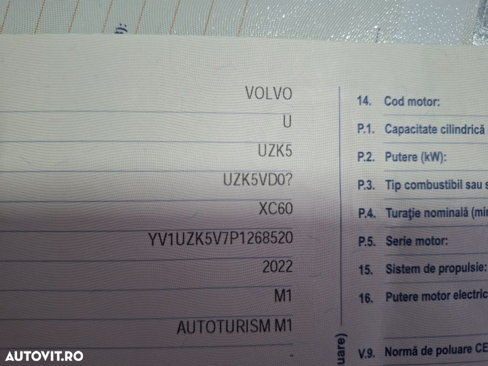 Volvo XC 60 B4 D Plus Dark - 6