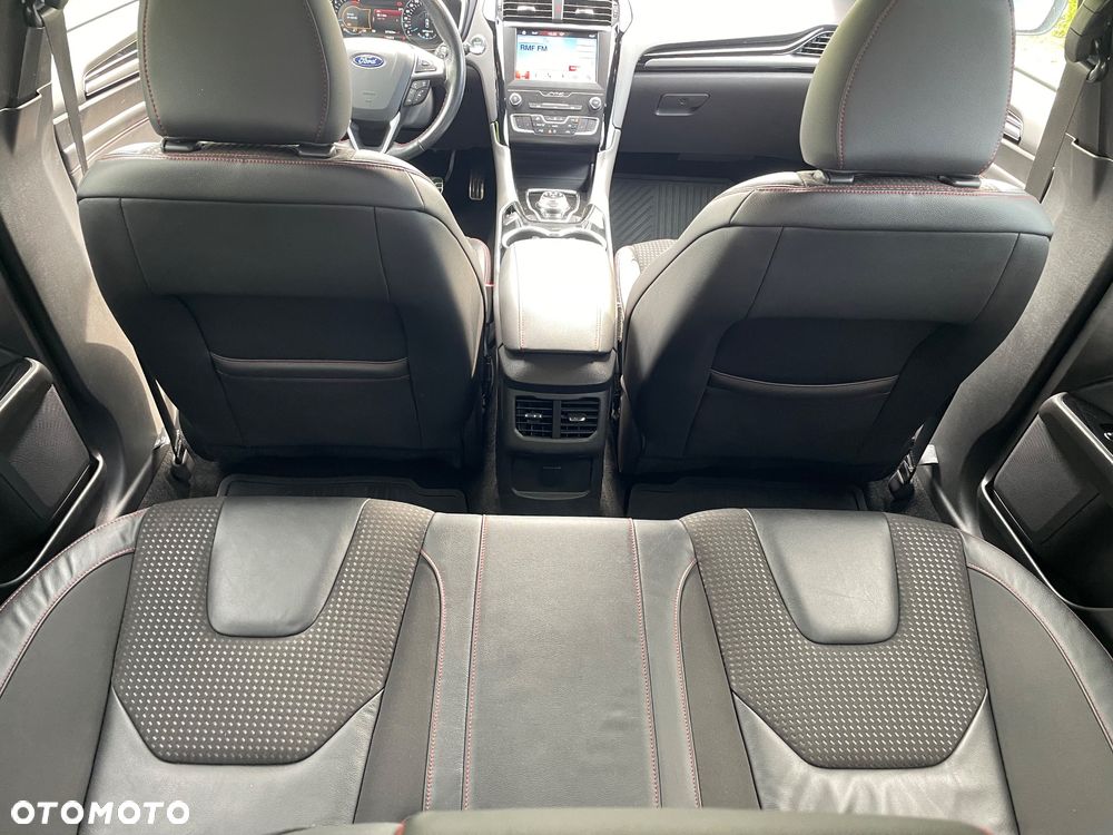Ford Mondeo 2.0 EcoBlue Allrad ST-Line - 29