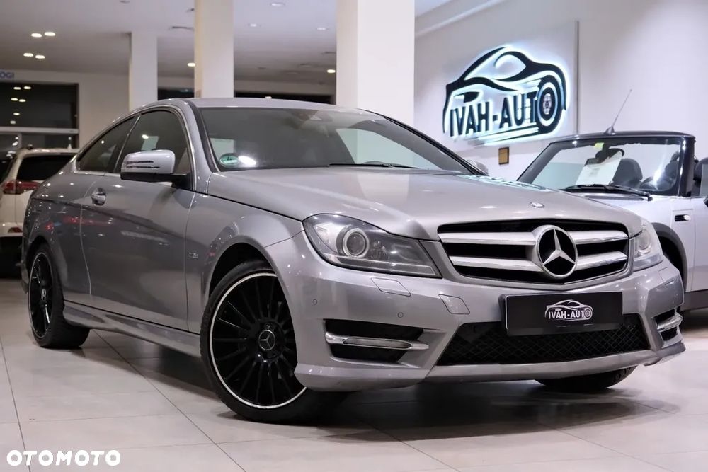 Mercedes-Benz Klasa C 220 CDI DPF Coupe (BlueEFFICIENCY) - 2