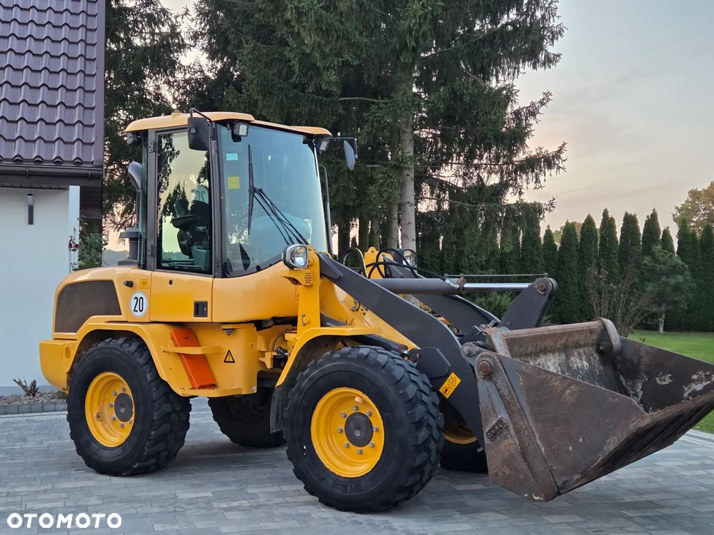 Volvo L30G - 30