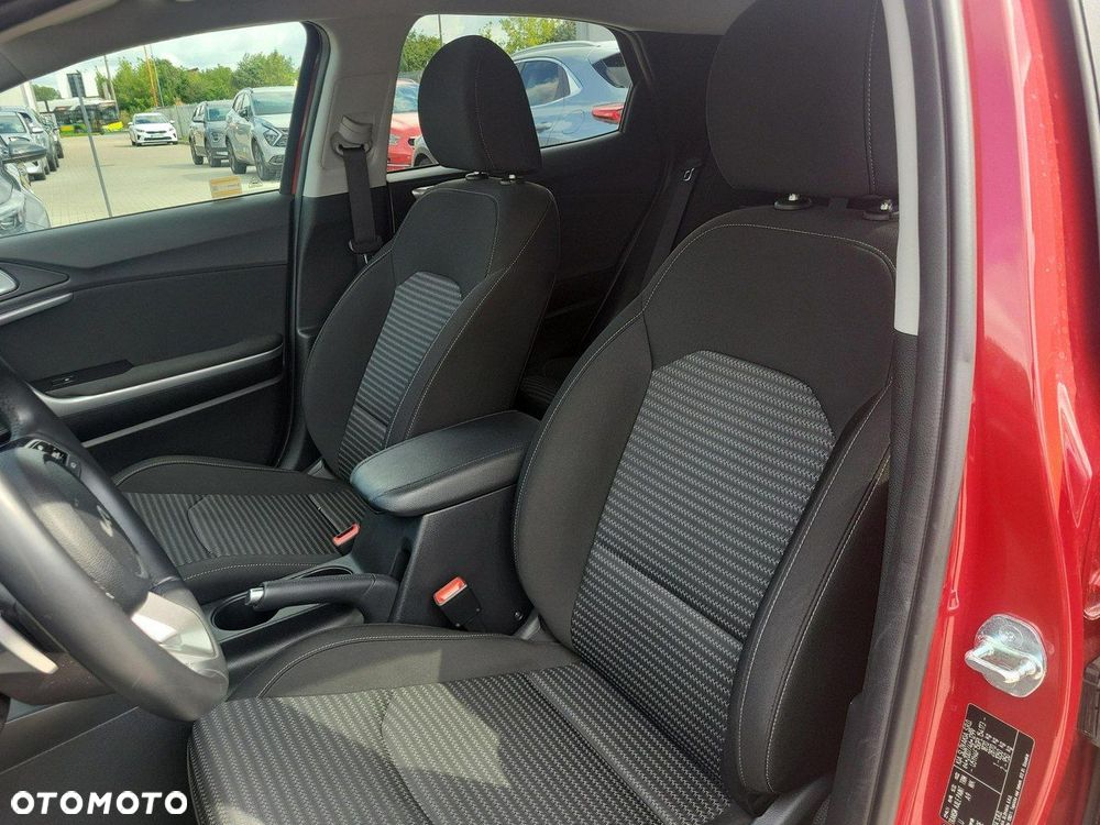 Kia XCeed 1.5 T-GDI M DCT - 12