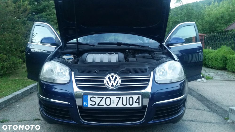 Volkswagen Jetta 1.9 TDI Comfortline - 2