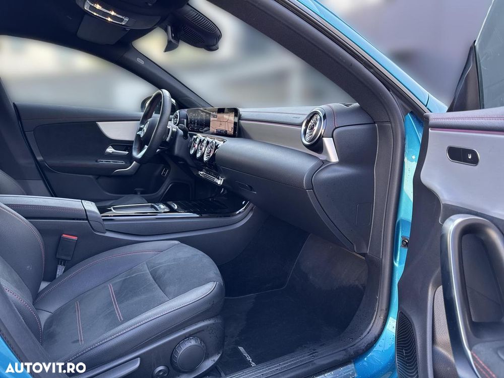 Mercedes-Benz CLA 250 e Coupe - 16