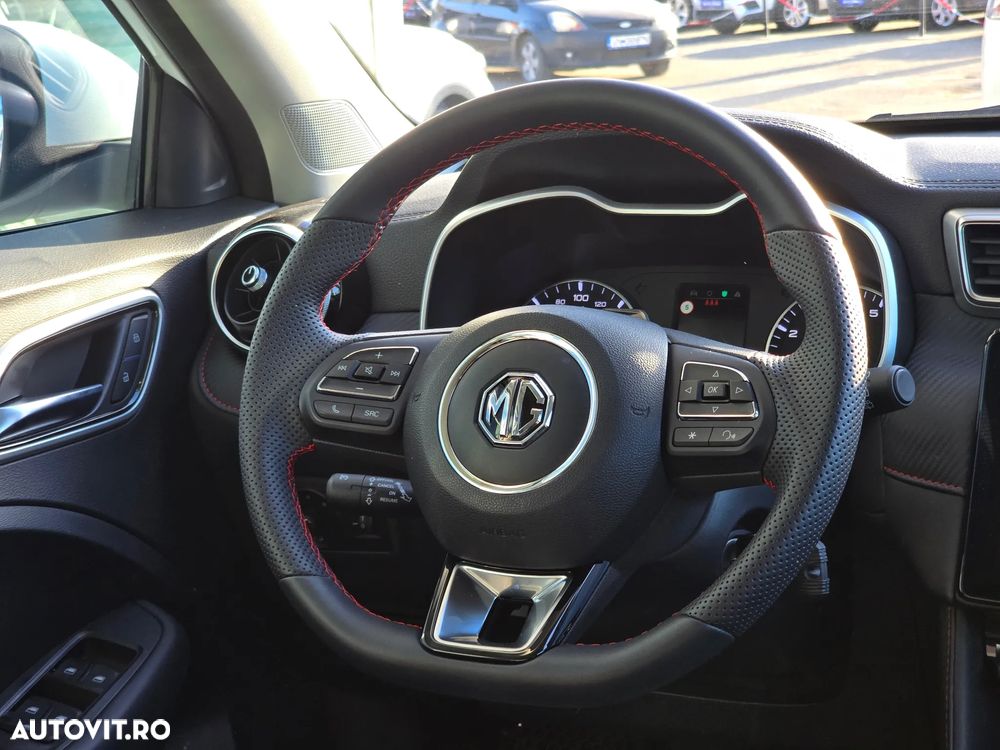 MG ZS 1.5 GSL 5MT Excite - 18