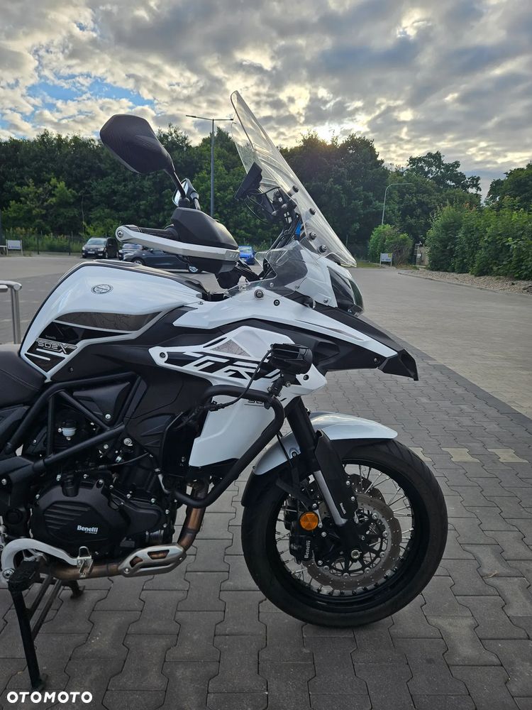 Benelli TRK 502X - 14