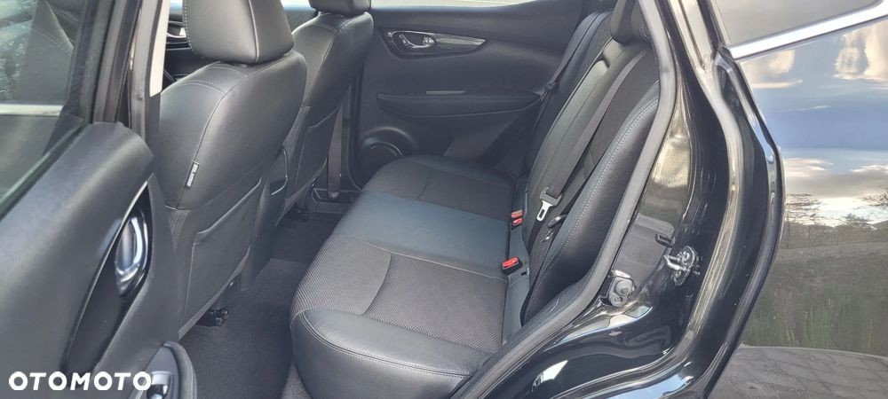 Nissan Qashqai 1.2 DIG-T Xtronic TEKNA+ - 15