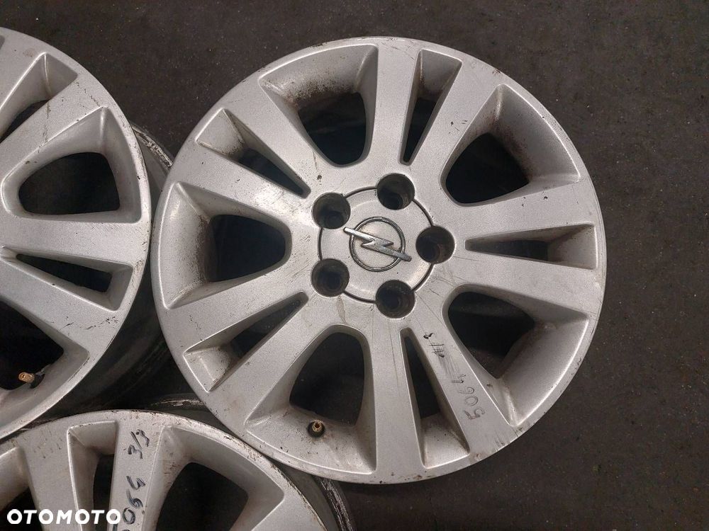 FELGA ALUMINIOWA OPEL 6JX16 ET 49 5X110 FI 65.1 - 4