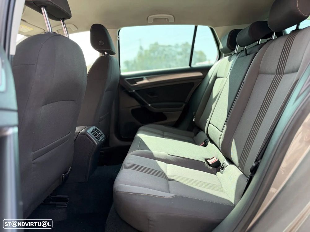 VW Golf 1.6 TDI BlueMotion Allstar - 13