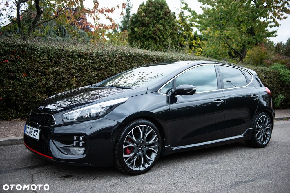 Kia Ceed 1.6 T-GDI GT - 10
