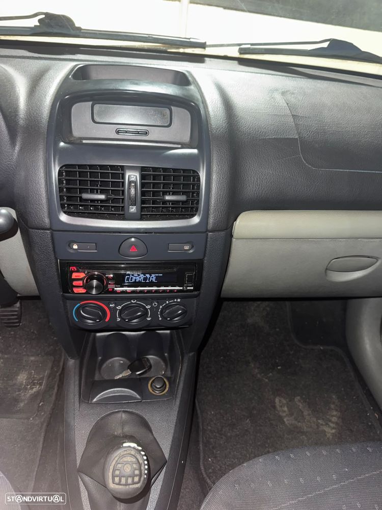 Renault Clio 1.5 dCi Luxe Privilège - 8