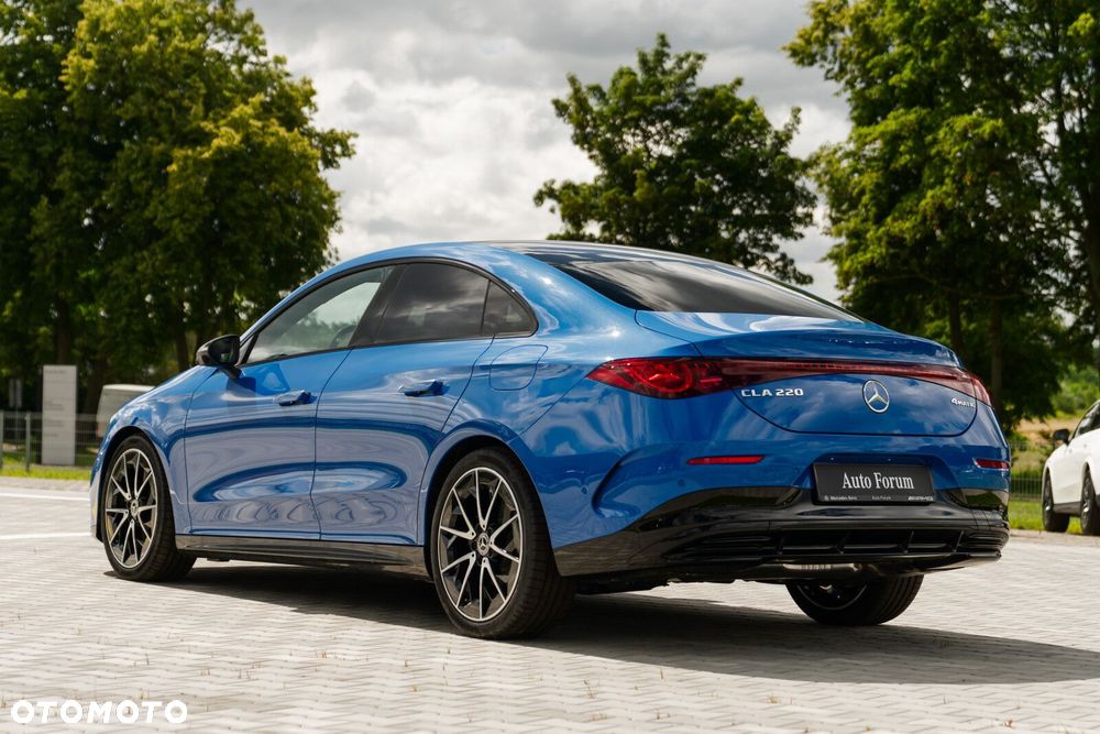 Mercedes-Benz CLA - 8