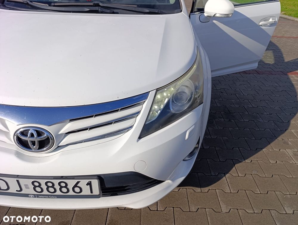 Toyota Avensis - 20