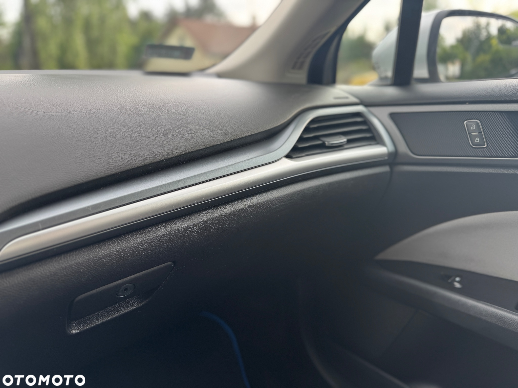Ford Fusion - 32