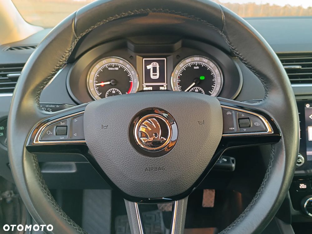 Skoda Octavia 2.0 TDI SCR Style DSG - 24