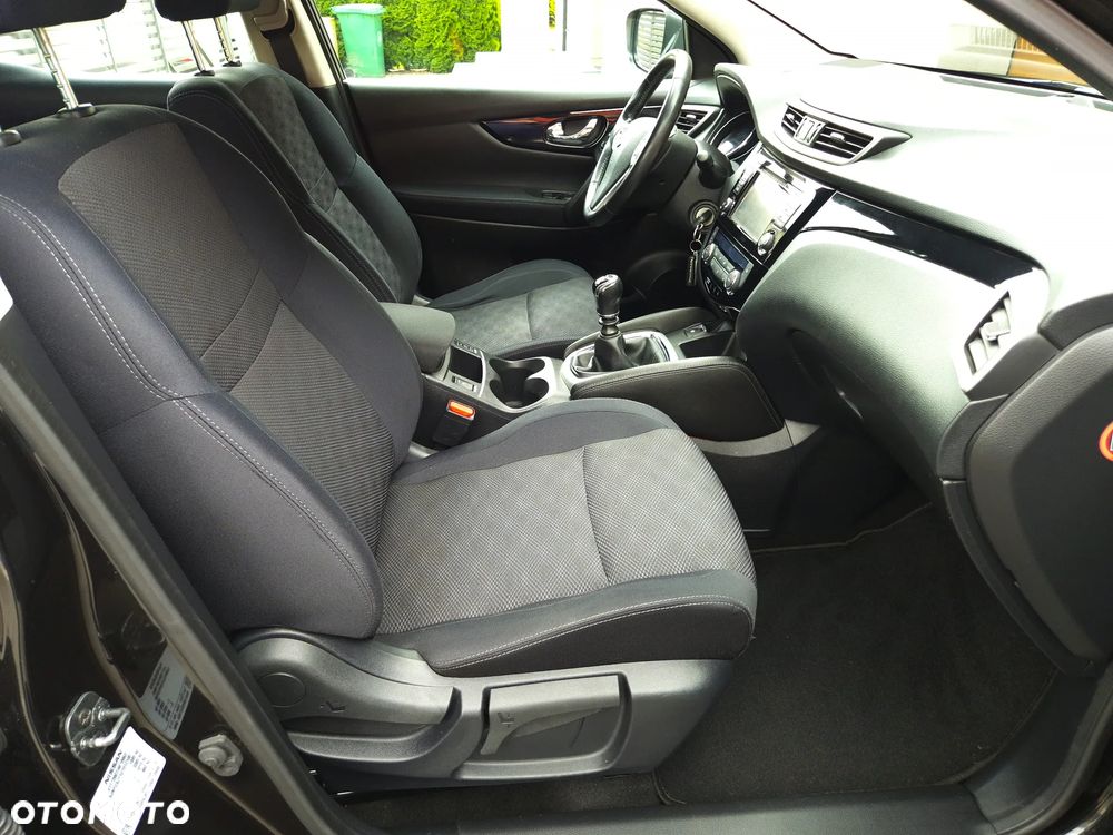 Nissan Qashqai - 35