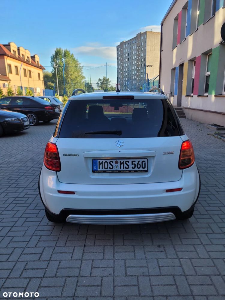Suzuki SX4 1.6 GS / Premium - 6
