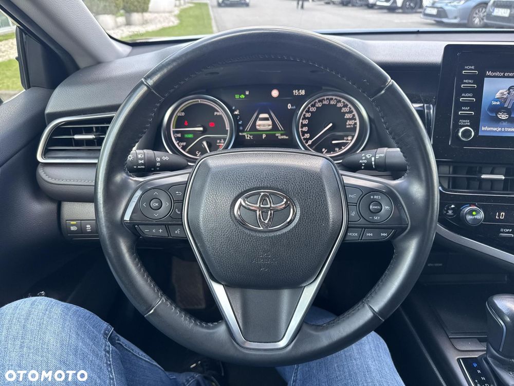 Toyota Camry 2.5 Hybrid Comfort CVT - 10