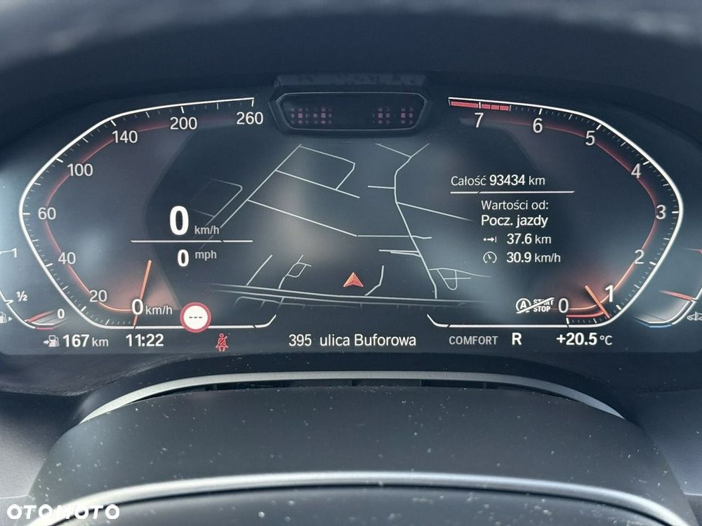 BMW Seria 8 840i xDrive - 32