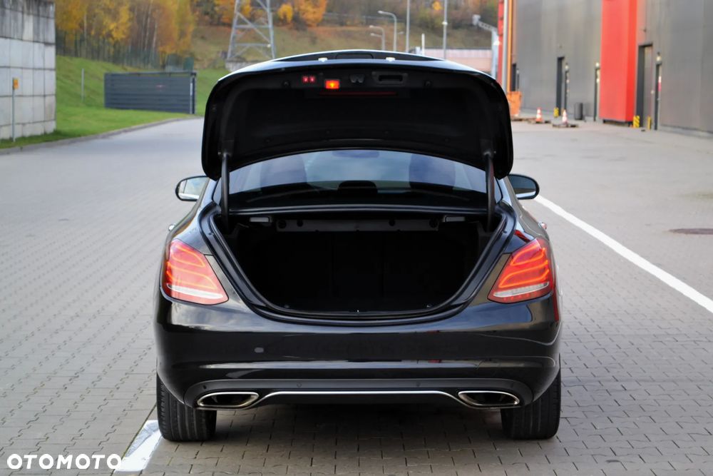 Mercedes-Benz Klasa C 200 4-Matic 7G-TRONIC - 31