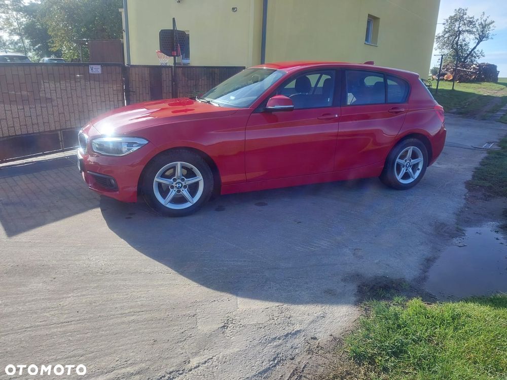 BMW 118I 2015 photo 2