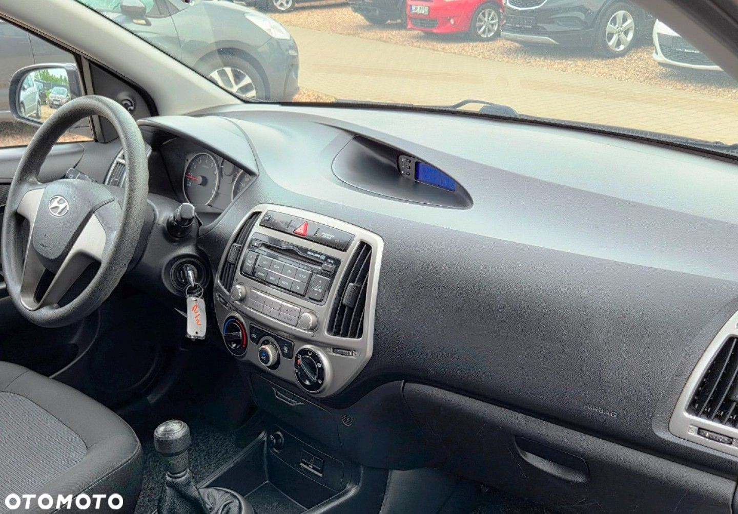 Hyundai i20 - 18