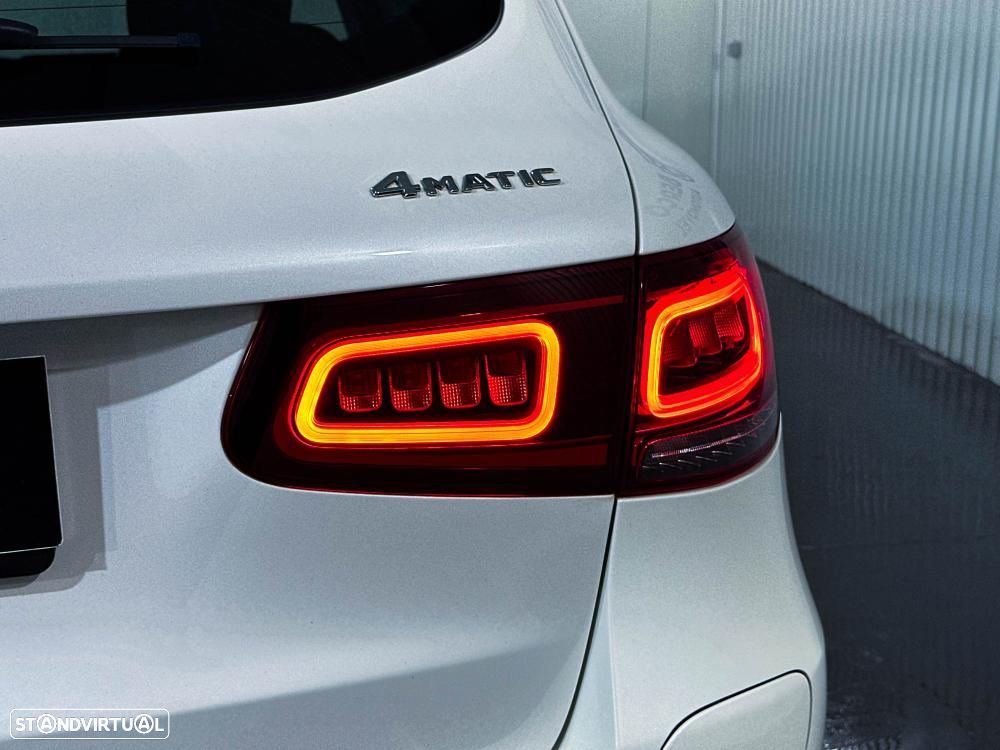 Mercedes-Benz GLC 300 e 4Matic 9G-TRONIC Edition AMG Line - 35
