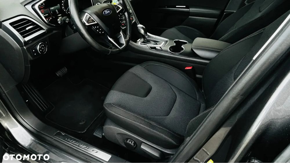 Ford Mondeo - 19