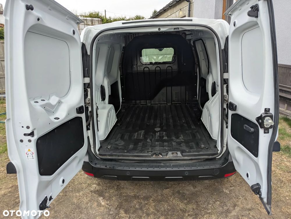 Renault Express - 18