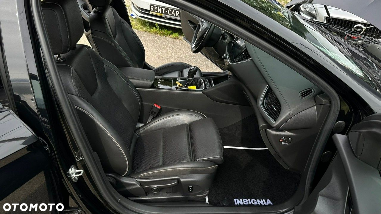 Opel Insignia - 17