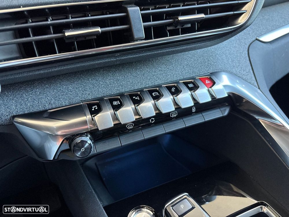 Peugeot 3008 1.2 PureTech GT Line EAT8 - 44