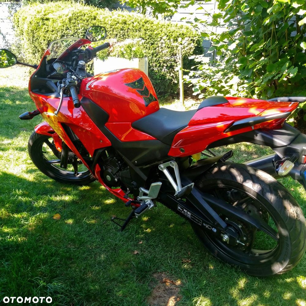 Honda CBR - 3