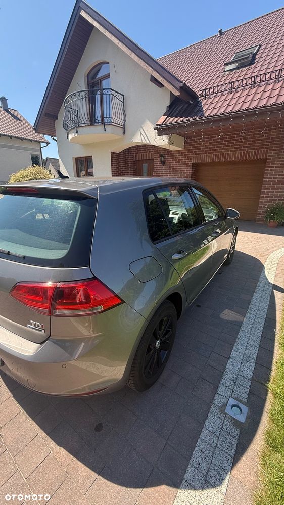 Volkswagen Golf 1.6 TDI BlueMotion Trendline - 3